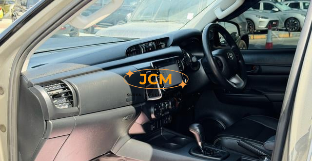 
								2023 TOYOTA HILUX 2.4 E REVO DOUBLE CAB full									