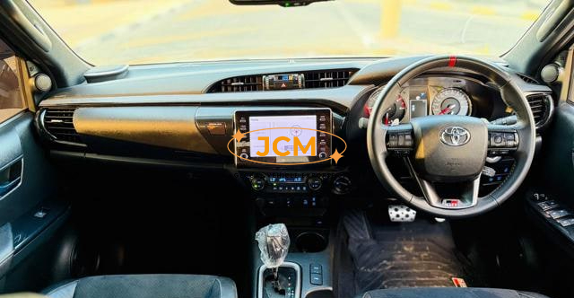 
								2024 TOYOTA HILUX GR full									