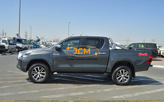 
								2018 TOYOTA HILUX DOUBLE CABIN 4WD full									