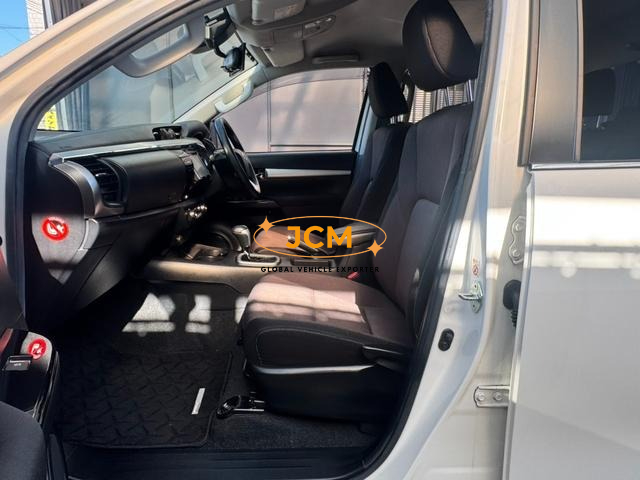
								2018 TOYOTA HILUX Z 4WD full									
