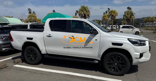 
								2024 TOYOTA HILUX ZGR full									