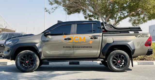 
								2023 TOYOTA HILUX 2.4 E REVO DOUBLE CAB full									