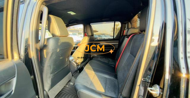 
								2024 TOYOTA HILUX GR full									