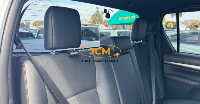 
								2024 TOYOTA HILUX ZGR full									