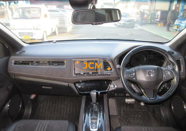 
								2018 HONDA VEZEL 1.5RS full									