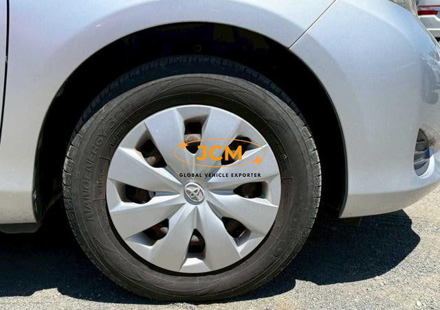 
								2012 TOYOTA VITZ full									