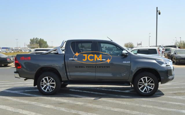 
								2018 TOYOTA HILUX DOUBLE CABIN 4WD full									