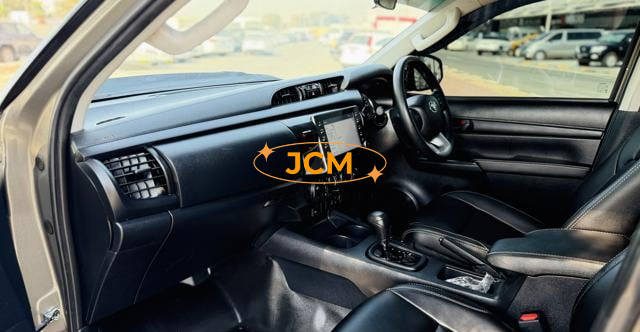 
								2023 TOYOTA HILUX 2.4 E REVO DOUBLE CAB full									