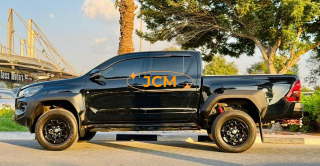 
								2024 TOYOTA HILUX GR full									