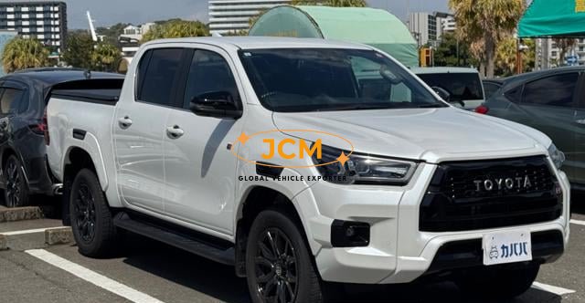 
								2024 TOYOTA HILUX ZGR full									