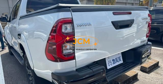 
								2024 TOYOTA HILUX ZGR full									