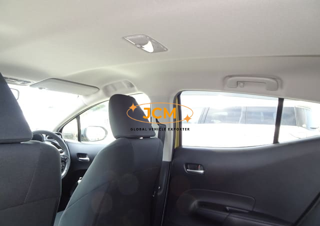 
								2023 TOYOTA AQUA HYBRID G full									