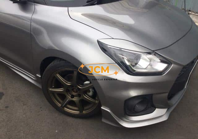 
								2022 SUZUKI SWIFT full									