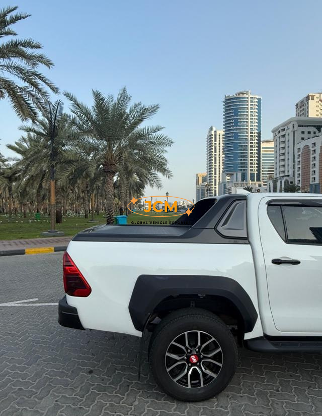 
								2024 TOYOTA HILUX 48V SR5 WITH GR SPORT KIT full									