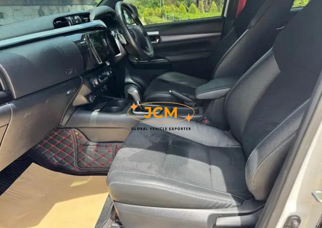 
								2024 TOYOTA HILUX 2.8 GR DOUBLE CAB full									
