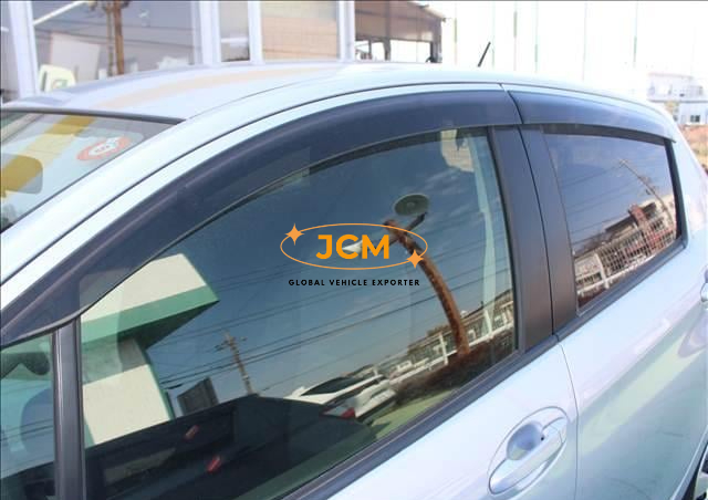 
								2012 TOYOTA VITZ (NSP130) full									