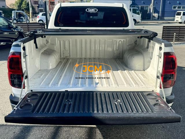 
								2018 TOYOTA HILUX Z 4WD full									