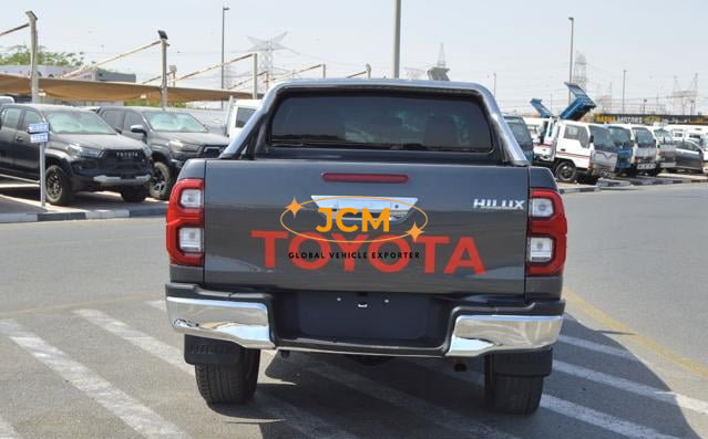 
								2018 TOYOTA HILUX DOUBLE CABIN 4WD full									