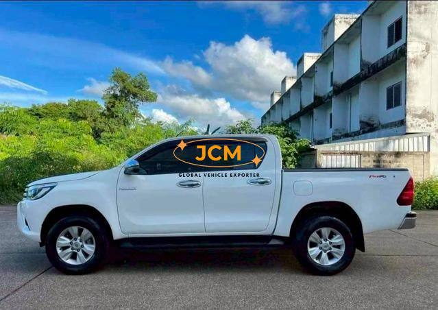 
								2018 TOYOTA HILUX 2.4 E REVO DOUBLE CAB full									