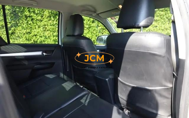 
								2022 TOYOTA HILUX 2.4 E REVO DOUBLE CAB full									