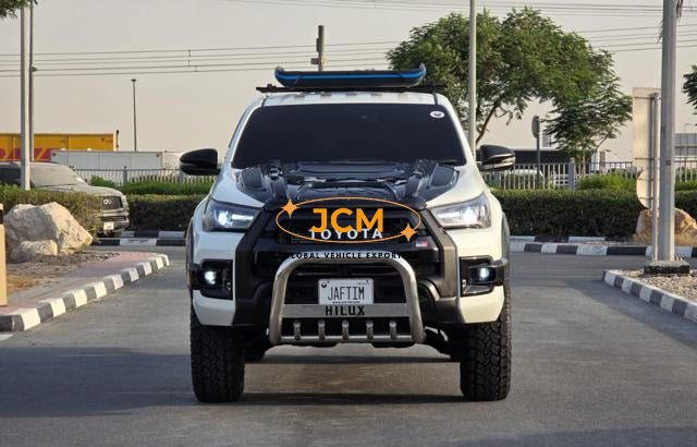 
								2023 TOYOTA HILUX ROCCO GR SPORTS KIT | 4 X 4 full									