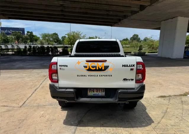
								2024 TOYOTA HILUX 2.8 GR DOUBLE CAB full									