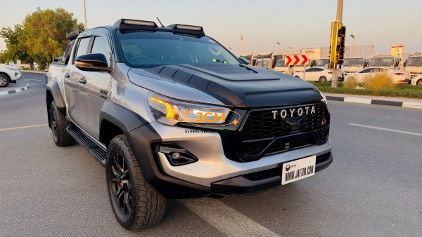 
								Toyota Hilux 2020 full									