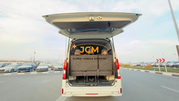 
								14 Seaters Toyota Hiace 2024 full									