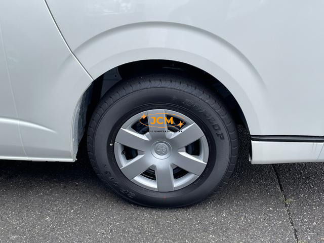 
2025 TOYOTA HIACE COMMUTER SUPER LONG GL 14 Seates full									