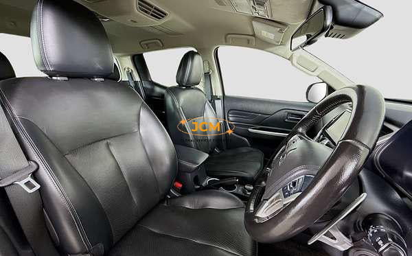 
								2023 MITSUBISHI TRITON 2.4 GSR DOUBLE CAB full									