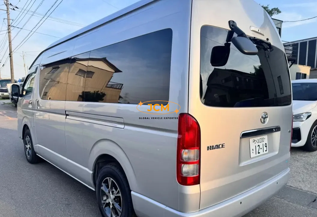 Toyota Hiace Commuter  GL ( 14 SEATER )