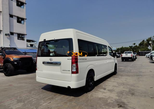 
2026 TOYOTA HIACE COMMUTER 2.8 AT 14 Seaters full									