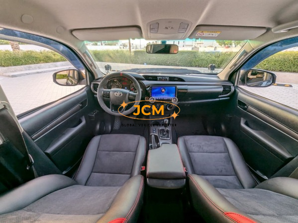 
2020 TOYOTA HILUX 2.7L 4WD LHD full									