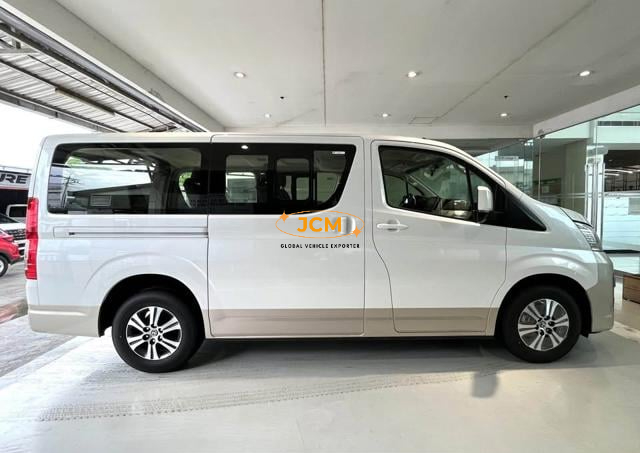 2026 TOYOTA HIACE COMMUTER 2.8 GRANDIA AT 2WD LHD Seats 12