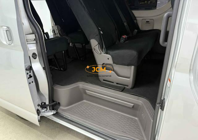 
								2026 TOYOTA HIACE VAN 2.8 GL GRANDIA AT 2WD LHD 12 Seaters full									