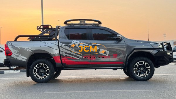 
								2020 TOYOTA HILUX 2.8 4WD full									