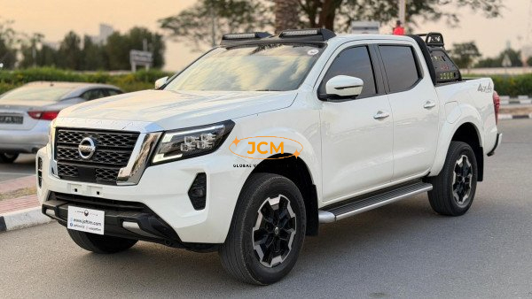 2023 NISSAN NAVARA