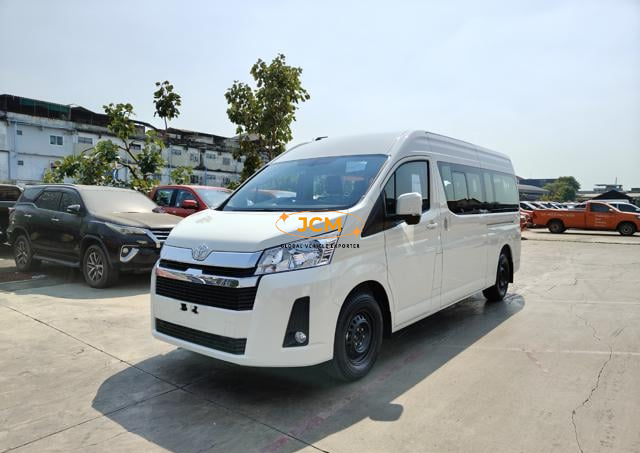 2026 TOYOTA HIACE COMMUTER 2.8 AT 14 Seaters