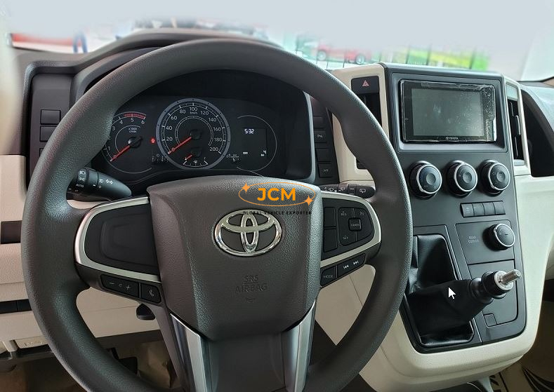 
								2020 Toyota Hiace GL Grandia Tourer LHD 10 Seats full									