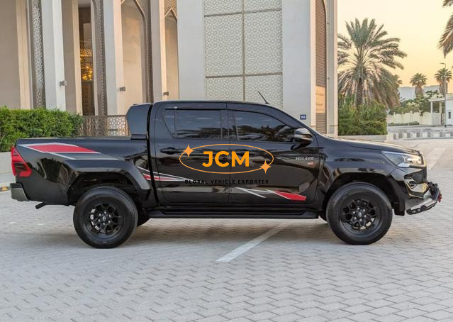 
2021 TOYOTA HILUX MODIFIED TO GR SPORT | 4×4 full									