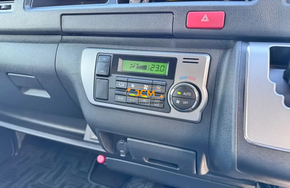 
Toyota Hiace Commuter  GL ( 14 SEATER ) full									