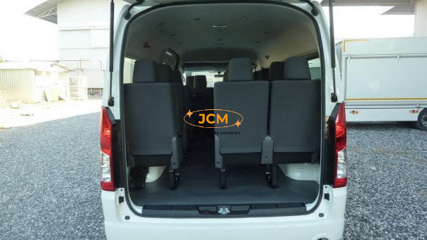 
								Toyota Hiace 2026 Right-hand-drive 14 Seaters full									