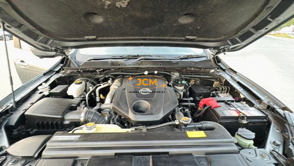
								2022 NISSAN NAVARA full									