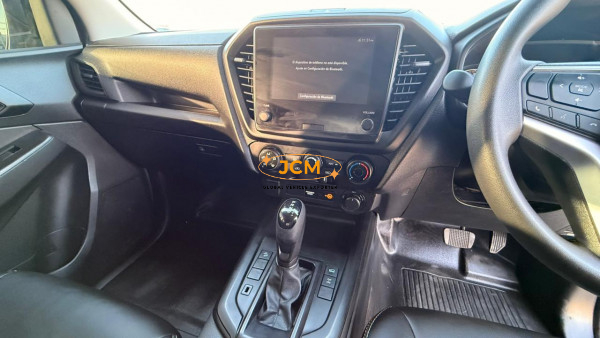 
								2024 ISUZU D-MAX full									