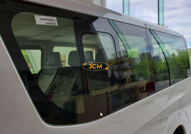 
								2020 Toyota Hiace GL Grandia Tourer LHD 10 Seats full									
