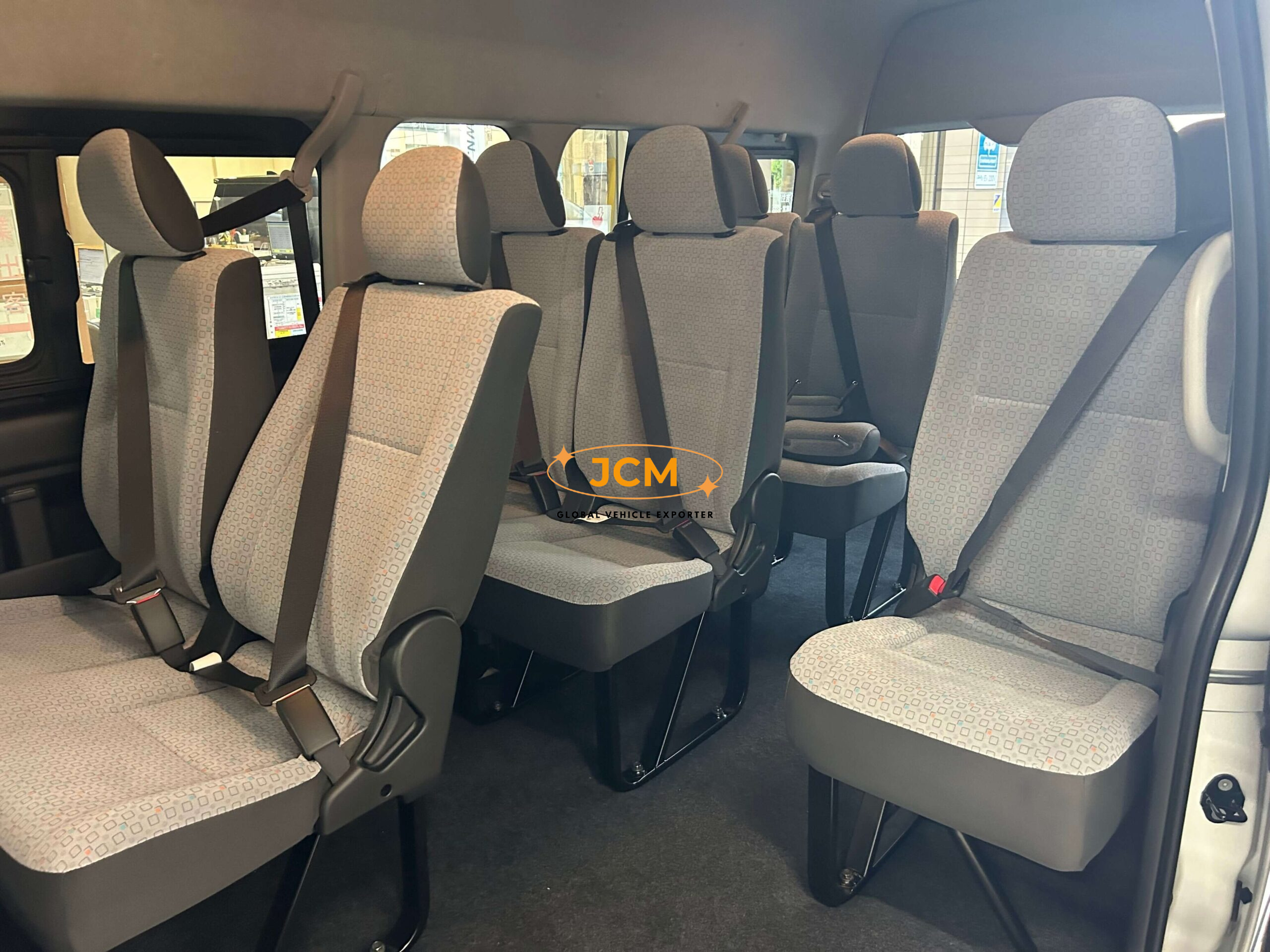 2025 Toyota Hiace Commuter Diesel Turbo 12 seater