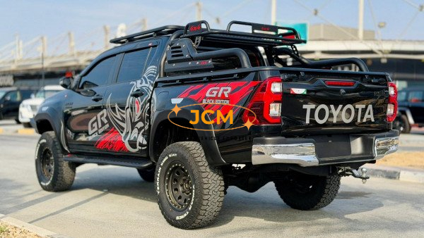 
								2022 TOYOTA HILUX 2.8 4WD full									