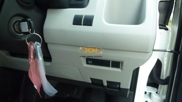 Toyota Hiace 2026 Right-hand-drive 14 Seaters