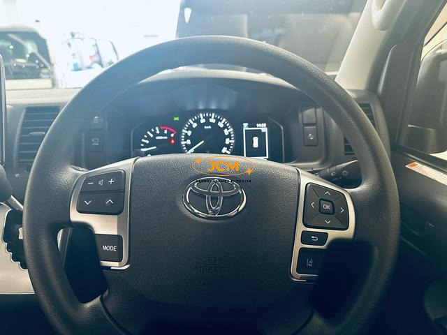 
2025 TOYOTA HIACE COMMUTER SUPER LONG GL 14 S full									