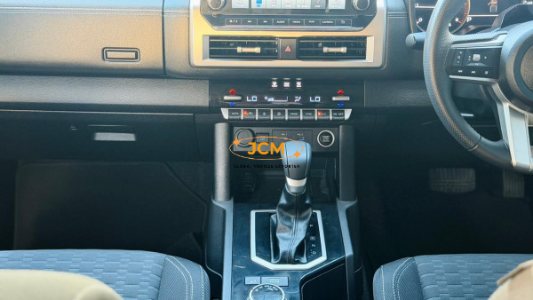
								2024 MITSUBISHI TRITON full									